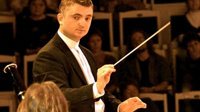 Новый дирижер Оренбургского камерного оркестра