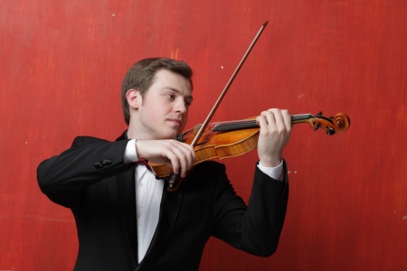 Концерт Степана Старикова (скрипка) и Камерного оркестра филармонии