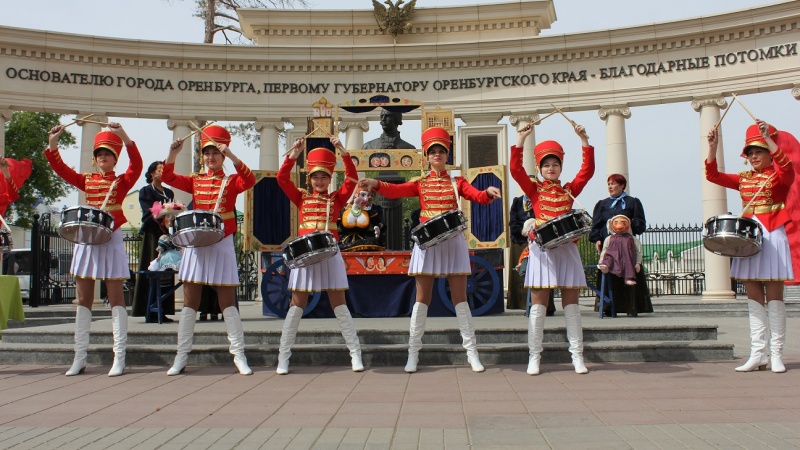 В Оренбуржье открылся Международный театральный фестиваль «Гостиный двор»