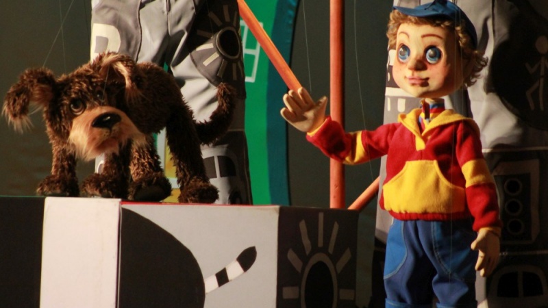Спектакль «Авоська в городе» Липецкого театра кукол научит правилам движения