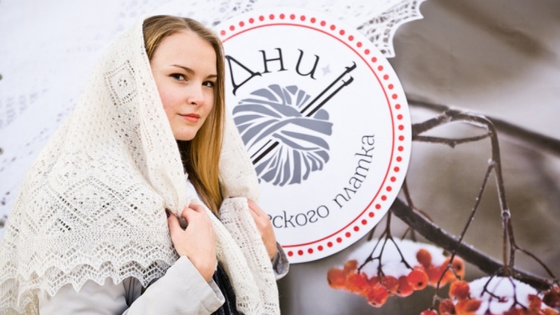Галерея «Оренбургский пуховый платок» представит традиции пуховязания в объективе моды (6+)