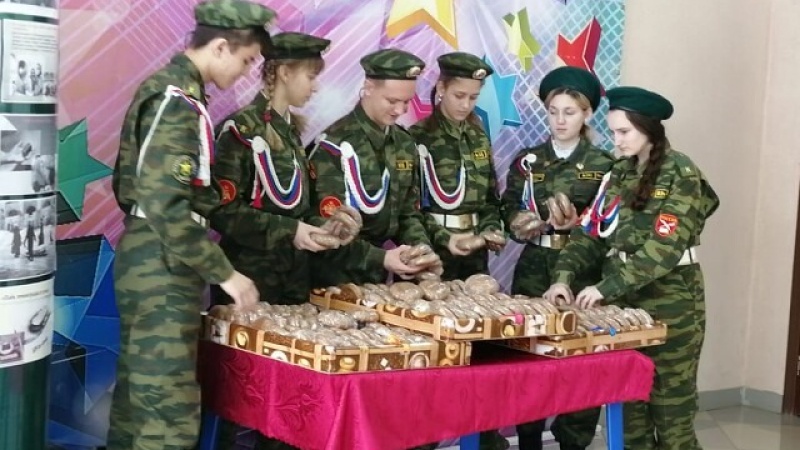 В Центре культуры и досуга Курманаевского района прошла акция «Блокадный хлеб»
