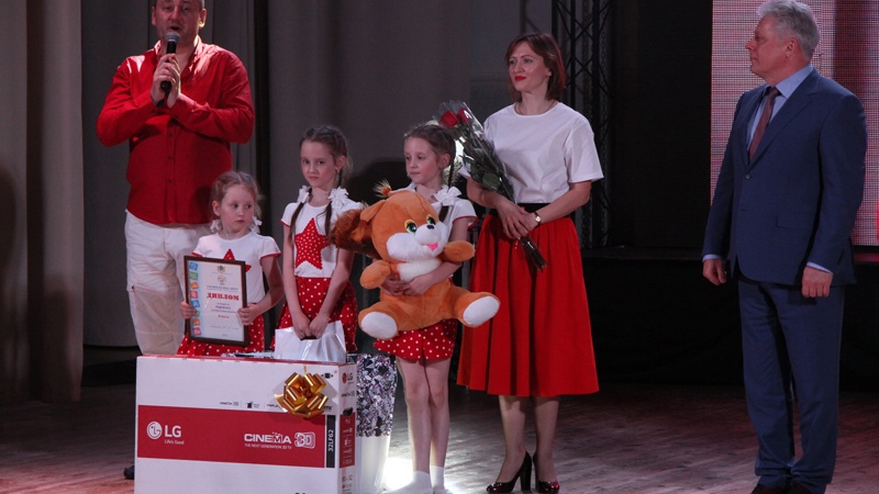 Семья Радченко из Оренбурга заняла второе место на V окружном фестивале-конкурсе лучших семей