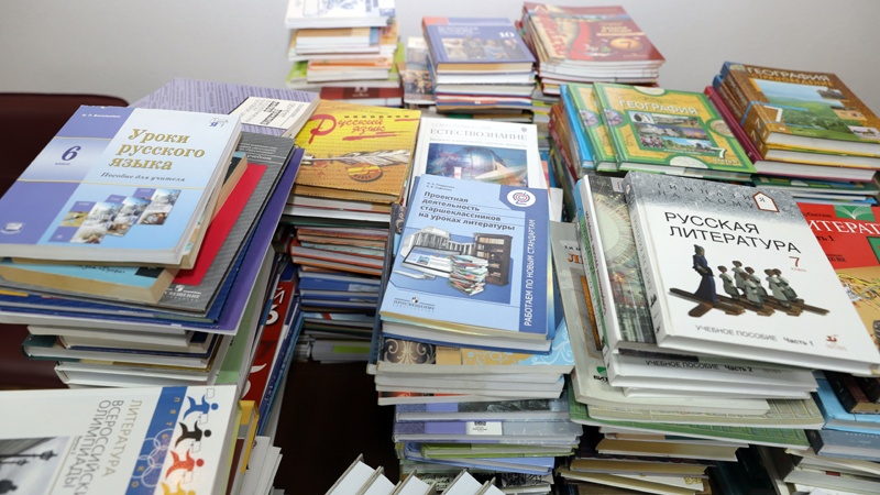 Более 300 книг и электронных ресурсов отправили оренбургские библиотекари коллегам в Иркутскую область