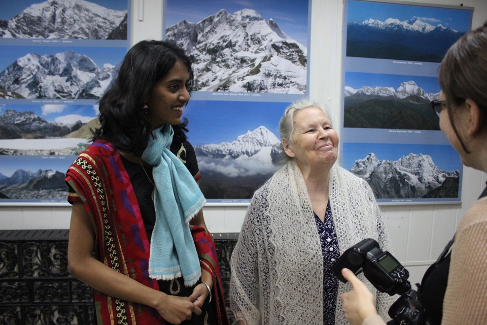 «Дни оренбургского платка» завершились выставкой знаменитой пашмины из Непала