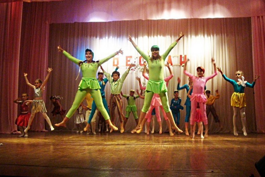 На праздник в честь 25-летия детского коллектива «Смешинка» в Шарлык приедут почетные гости из Беслана