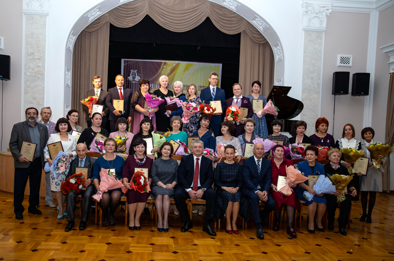 В Оренбуржье наградили лауреатов областной премии «Преподаватель года в сфере культуры и искусства»