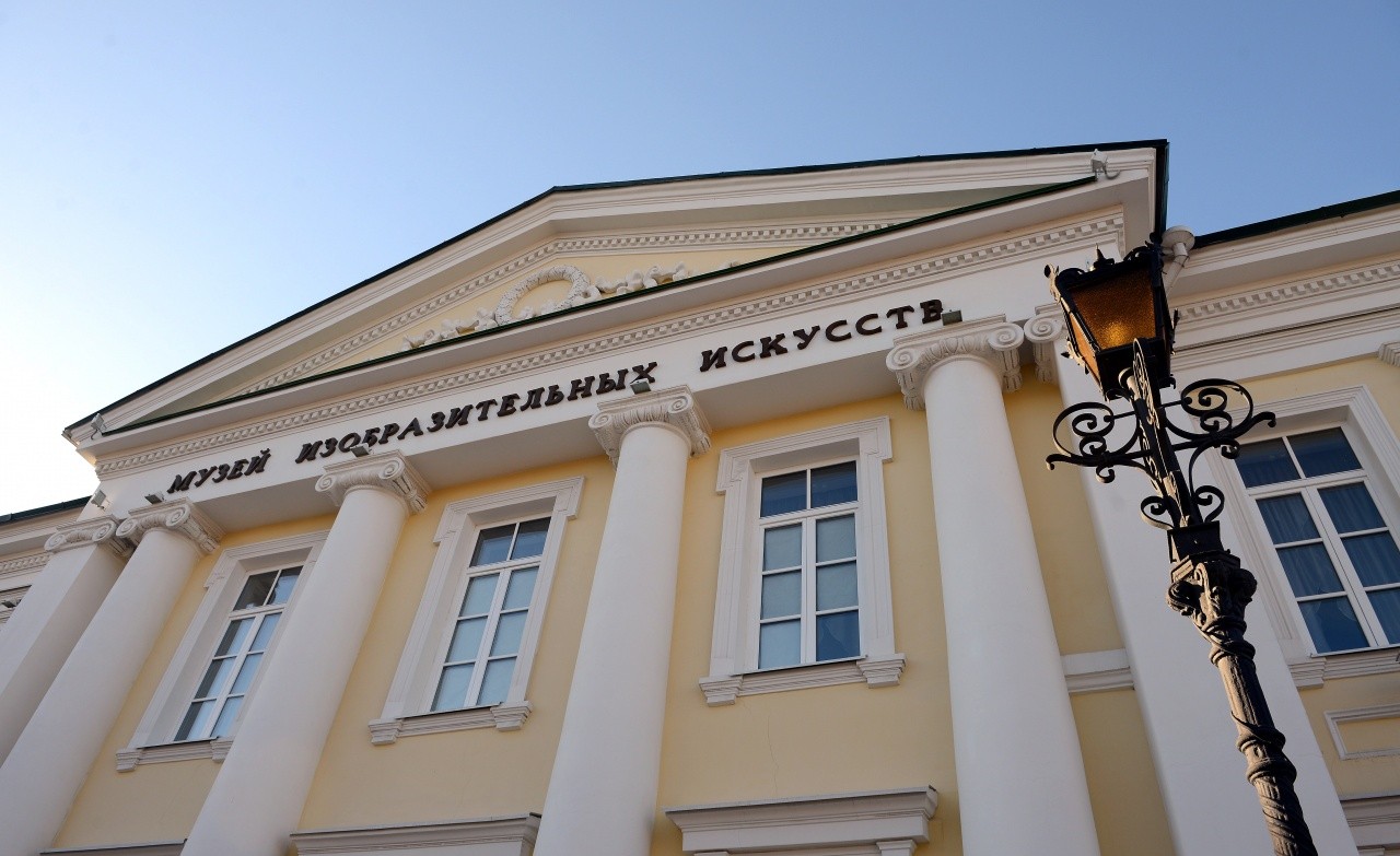 Музейные работники Оренбурга приняли участие во Всероссийском дне заботы о памятниках истории и культуры