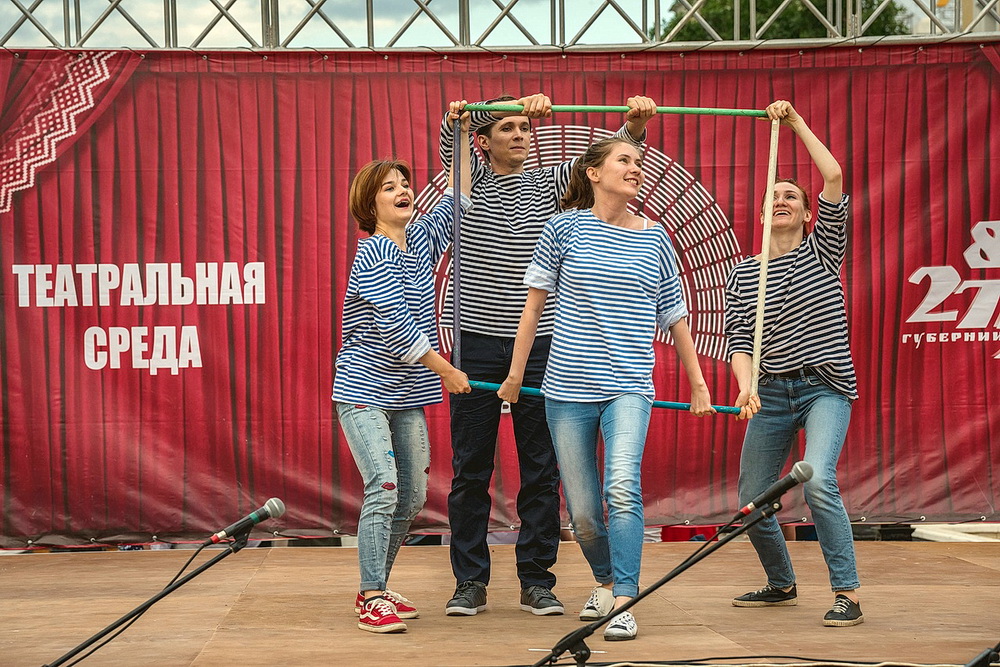 Моноспектакль, пантомима и грузинская песня: в Оренбуржье продолжается проект «Театральная среда»