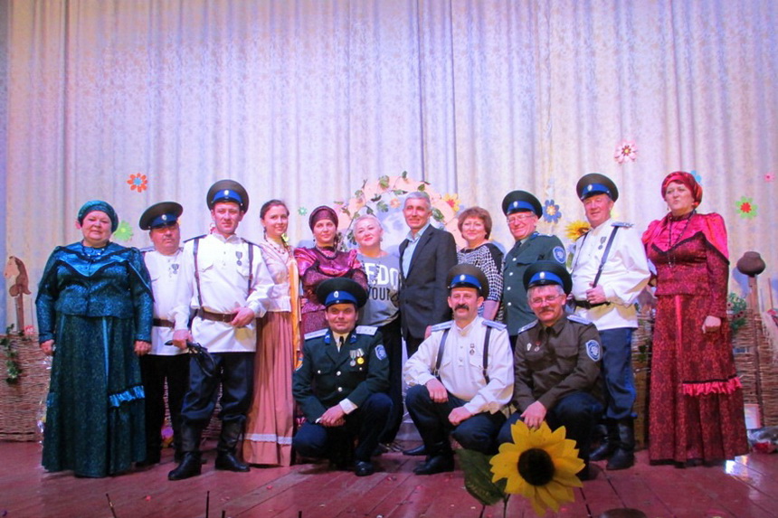 Участником фестиваля «Оренбург – форпост России» станет казачий ансамбль из Соль-Илецкого городского округа  (3+)