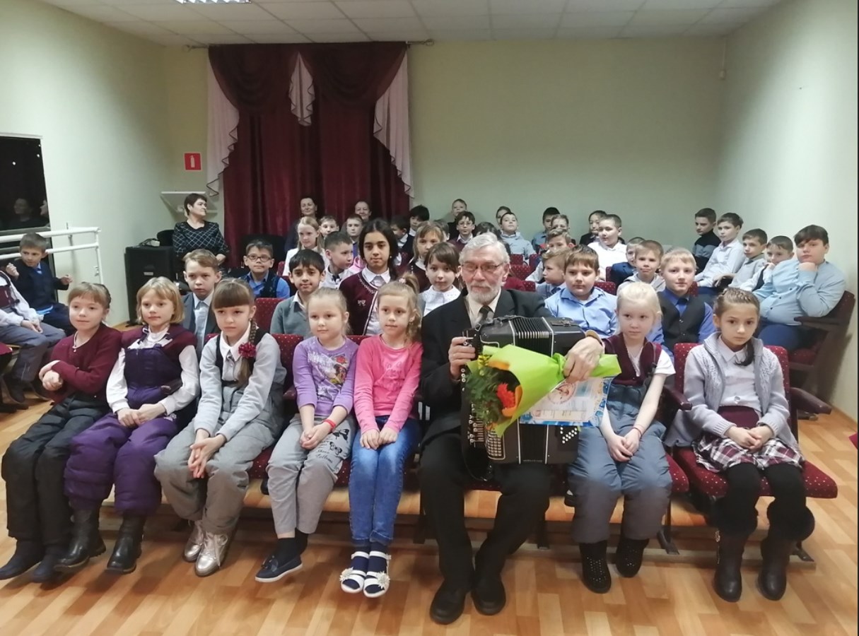 Композитору Георгию Шендерёву посвятили встречу в Октябрьской детской школе искусств 