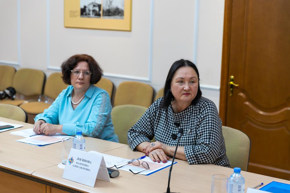 В региональном министерстве культуры  прошло заседание по присуждению премий Правительства Оренбургской области в музейной сфере