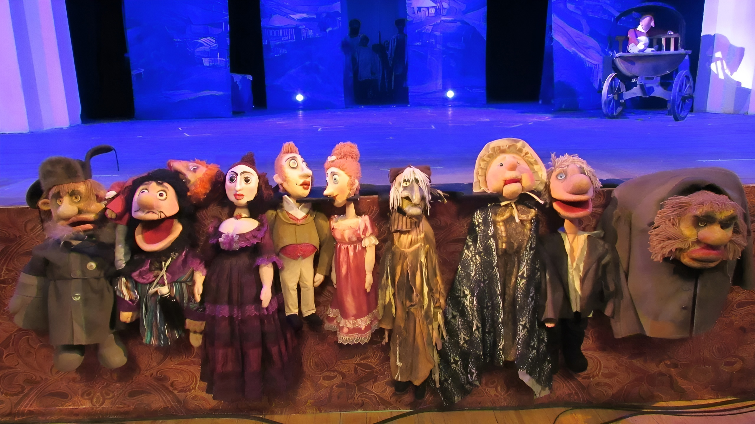 Большие гастроли: почти 1500 сибиряков посетили спектакли Оренбургского областного театра кукол