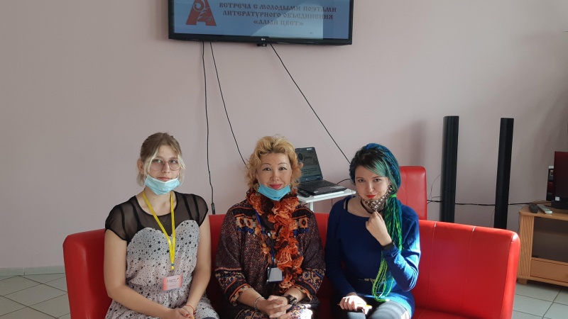 В рамках Всемирного дня писателя Центральная областная библиотека для молодежи проводит встречу с молодыми оренбургскими авторами