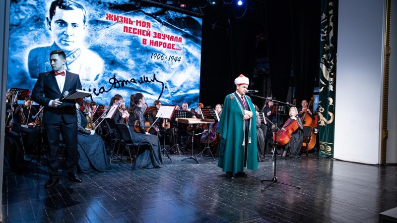 В День рождения поэта Мусы Джалиля в Оренбуржье прошло памятное торжественное мероприятие