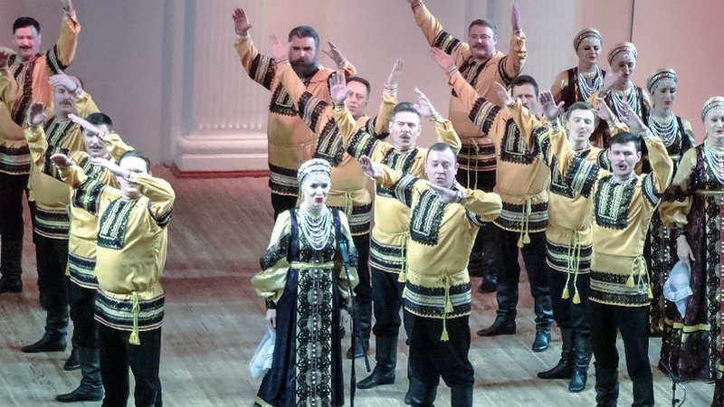 Оренбургский государственный русский народный хор представит новую программу на московской сцене