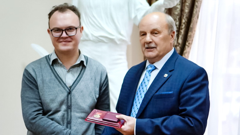 Председатель Оренбургской региональной писательской организации Союза писателей России Иван Ерпылёв награждён медалью имени Михаила Шолохова