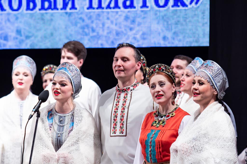 XXXIII Всероссийский фестиваль «Оренбургский пуховый платок» собрал около 2000 зрителей