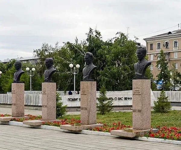 Пешеходная экскурсия «У Вечного огня»