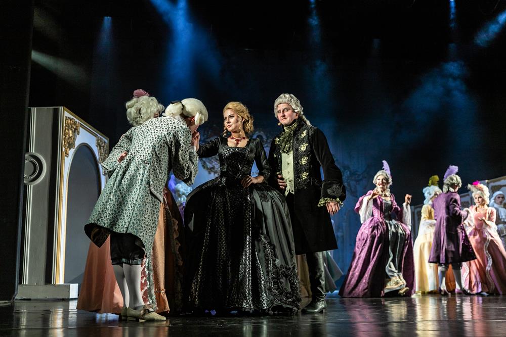 Почти 500 тысяч зрителей: в Оренбургской области завершился театрально-концертный сезон 2023-2024 года