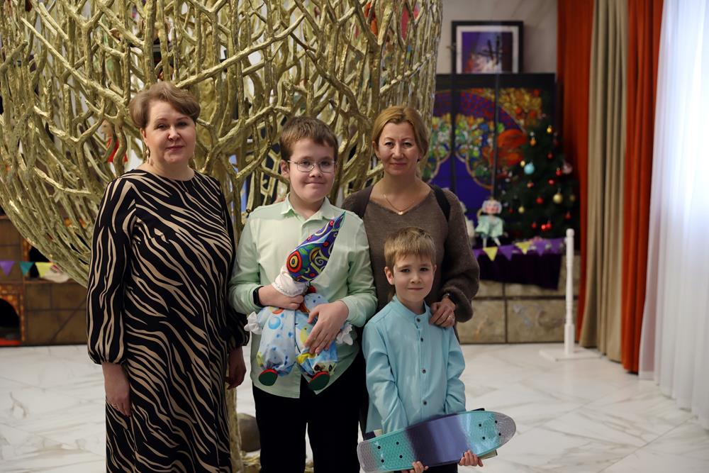 Министерство культуры Оренбургской области продолжает свое участие в Елке желаний