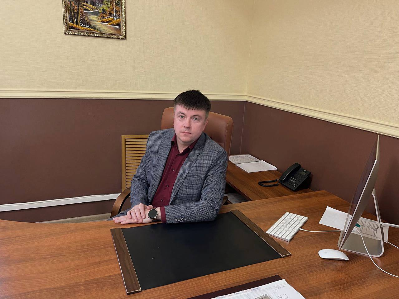 Министр культуры Оренбургской области Евгения Шевченко поздравила с юбилеем Егора Золотарёва