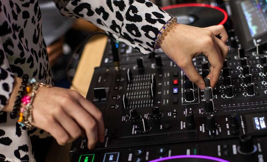 Студенты Оренбургской школы креативных индустрий вошли в число финалистов Всероссийского конкурса электронной музыки «КатуШКИ»