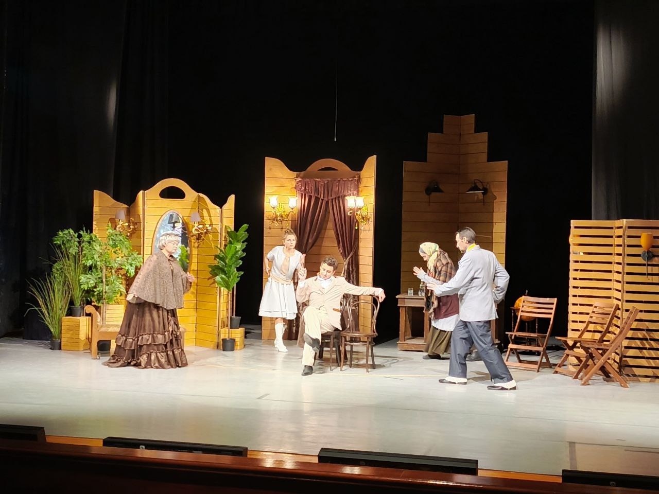 Бугурусланский драмтеатр принял на своей сцене Омский государственный Северный драматический театр имени М.А. Ульянова