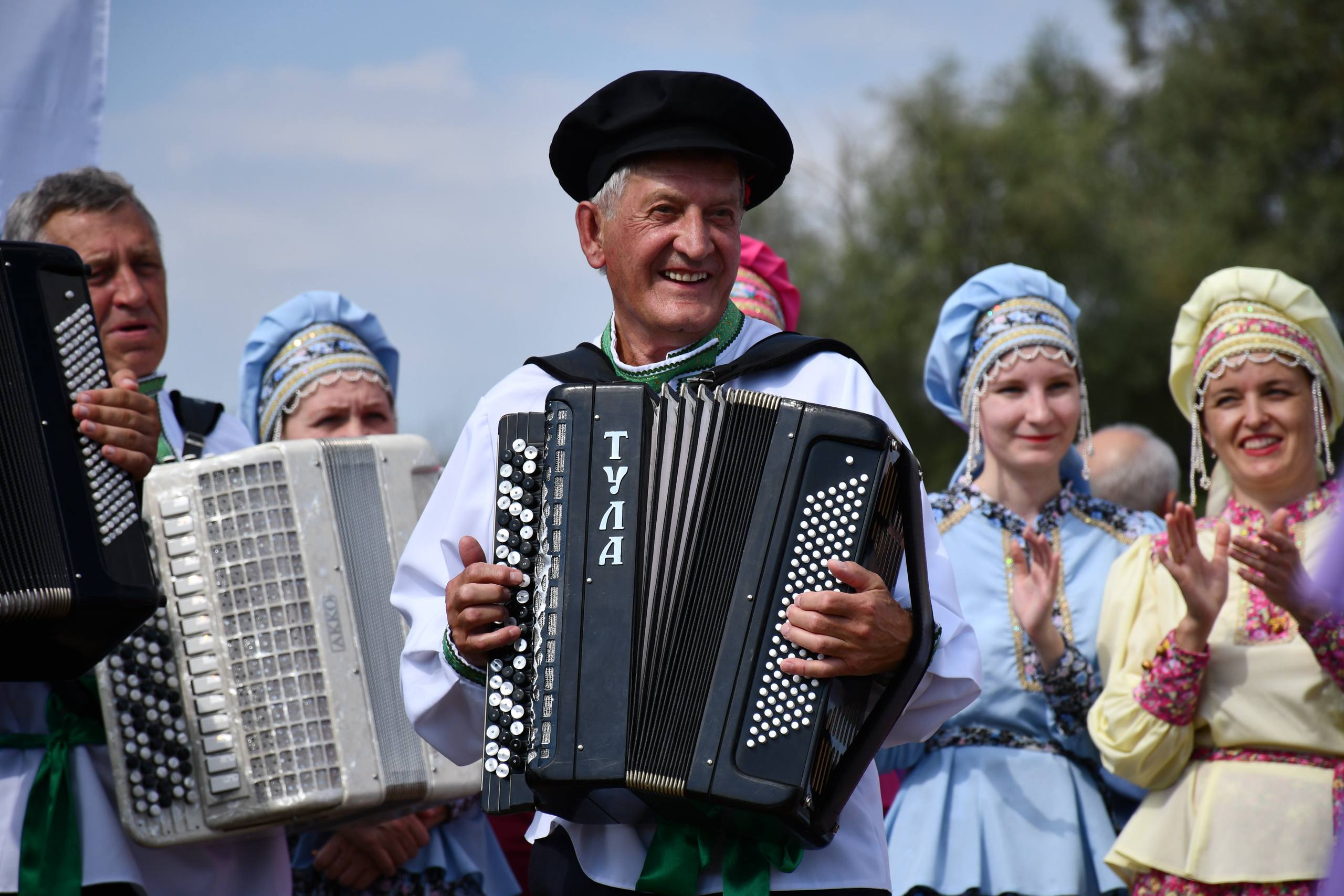 Народный хор Переволоцкого района удостоен звания «Заслуженный коллектив народного творчества»
