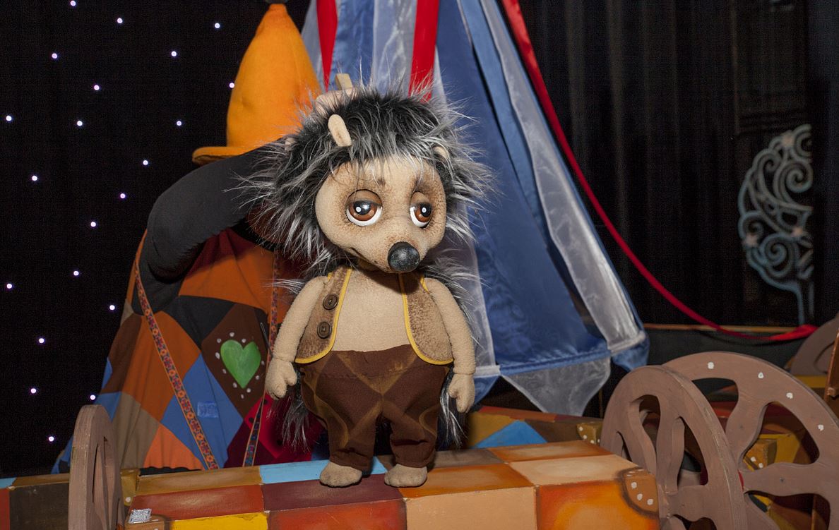 В Оренбуржье с обменными гастролями приезжает театр кукол «Экият»