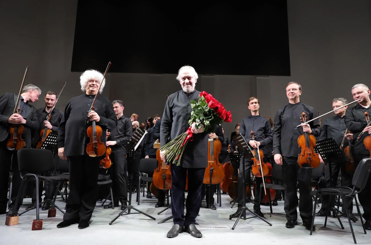 Пасхальный фестиваль. Валерий Гергиев и Объединенный оркестр двух столичных театров дали концерт в Оренбуржье