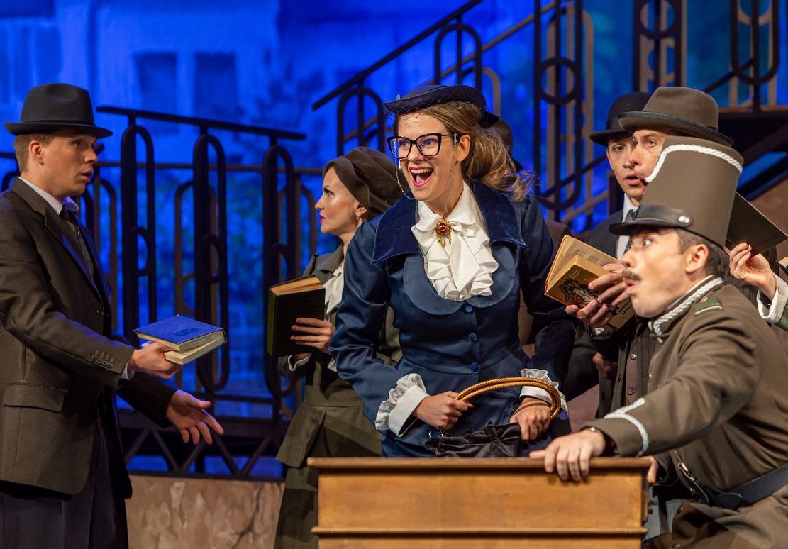 Большие гастроли. Нижегородский камерный музыкальный театр им. В.Т. Степанова покажет три мюзикла (12+)