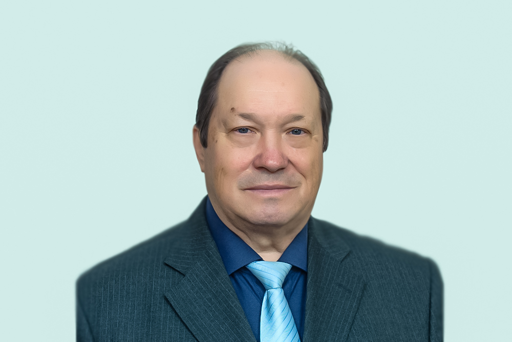 Евгения Шевченко поздравила профессора Оренбургского института искусств с присвоением звания «Заслуженный работник культуры РФ»