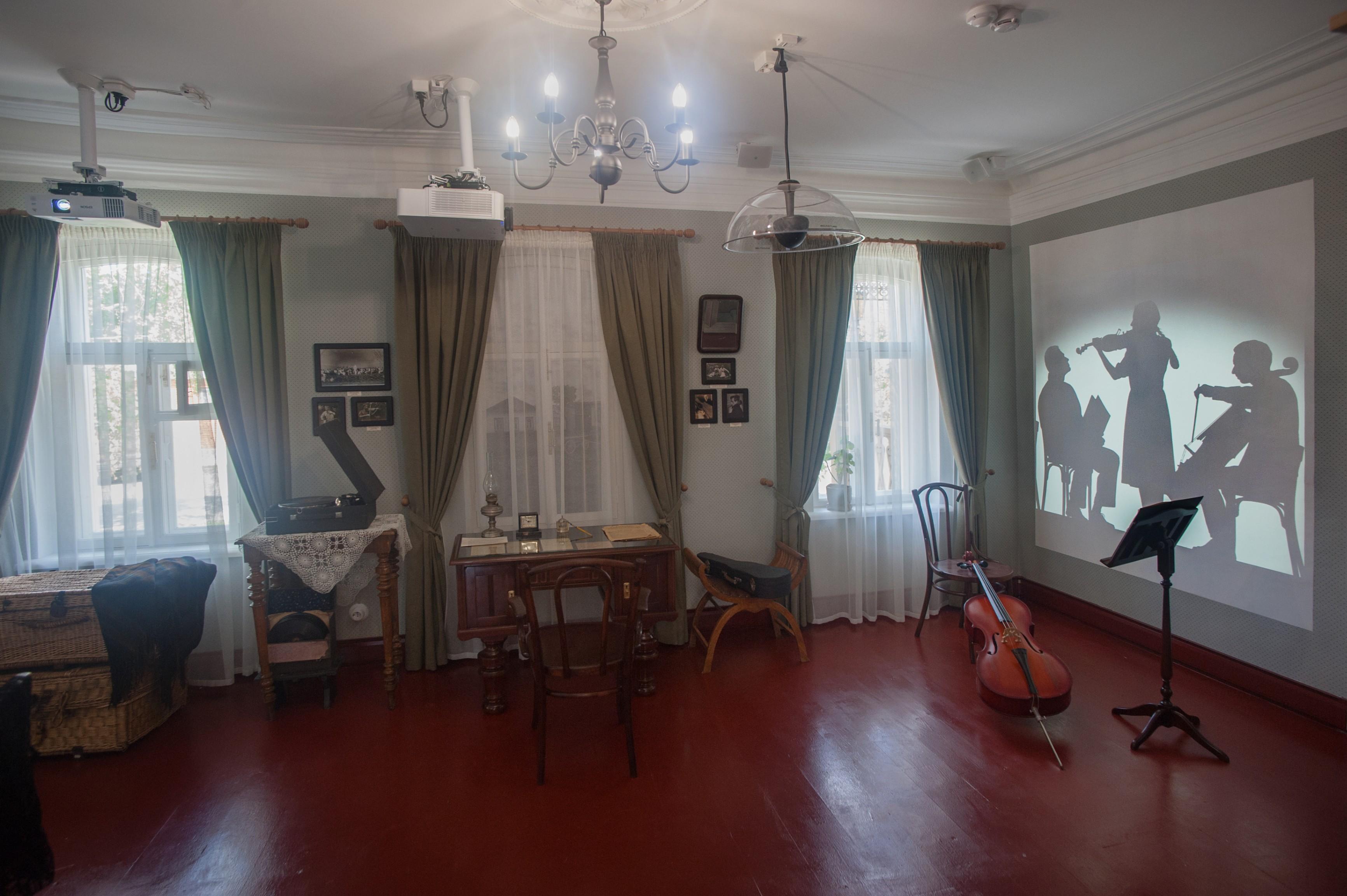 Обзорная экскурсия по комплексу Дома-музея семьи Ростроповичей
