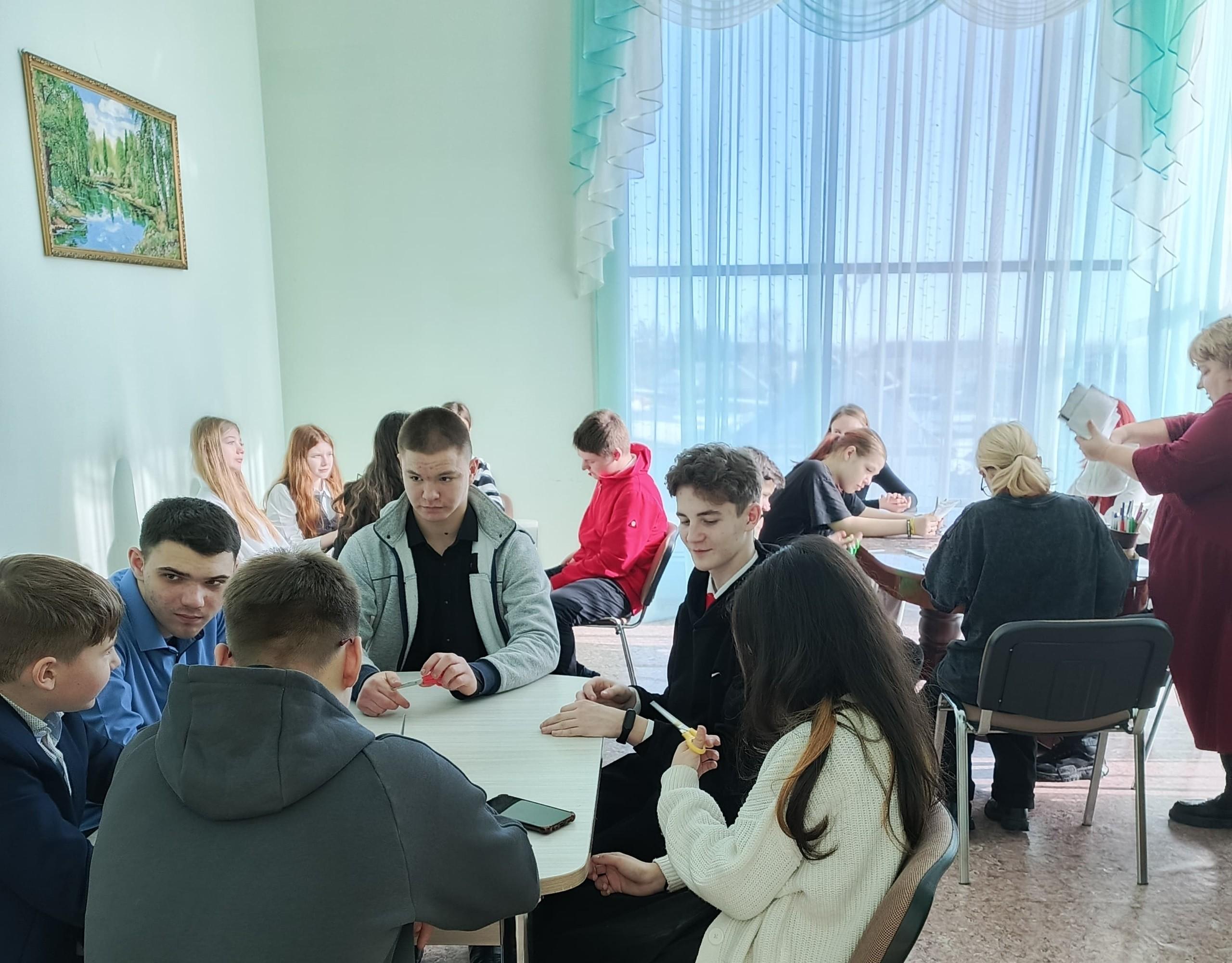 Мастер-класс «Роспись тряпичной матрешки»