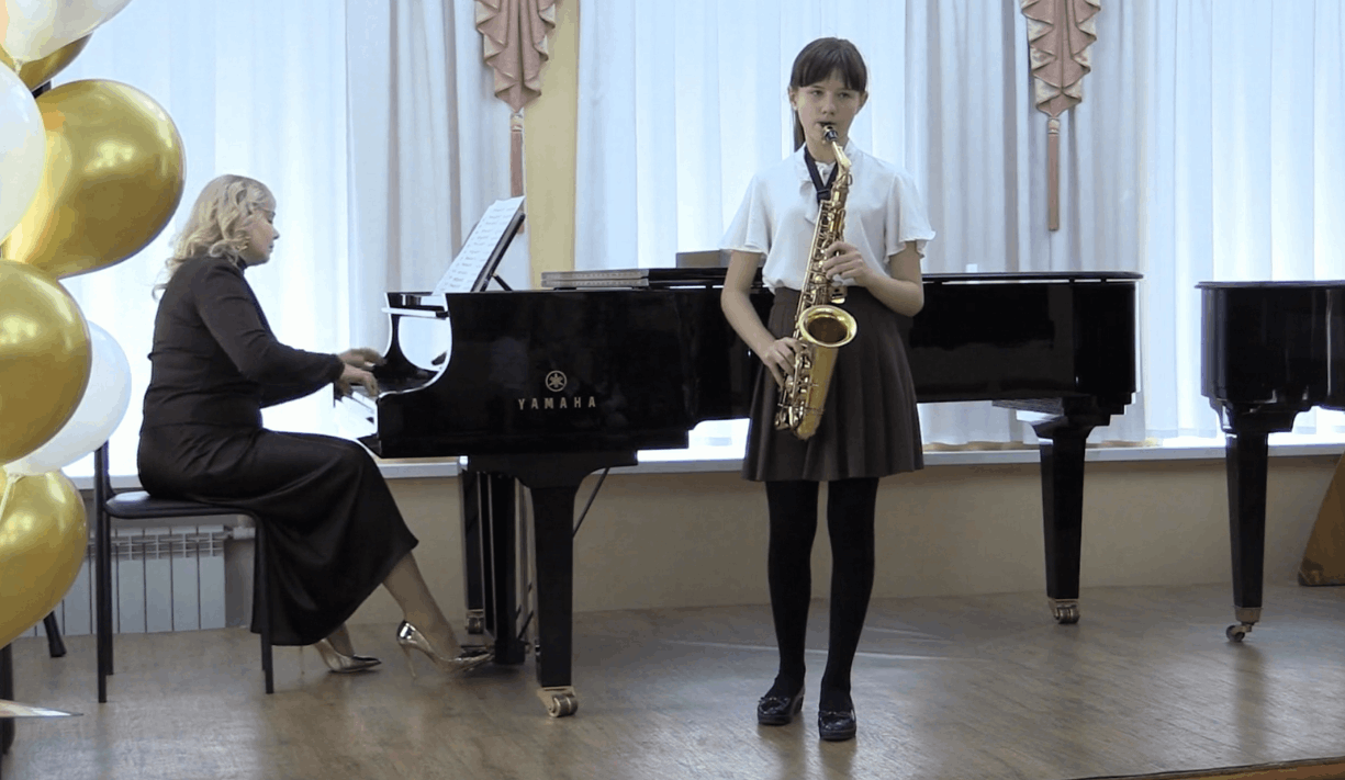 Концертная программа «Величественные звуки единства»