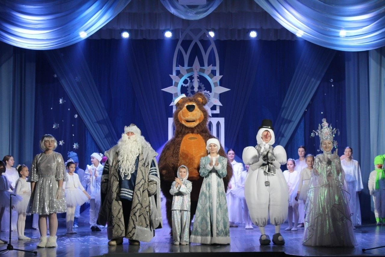 Спектакль «Новый год под сырным соусом»