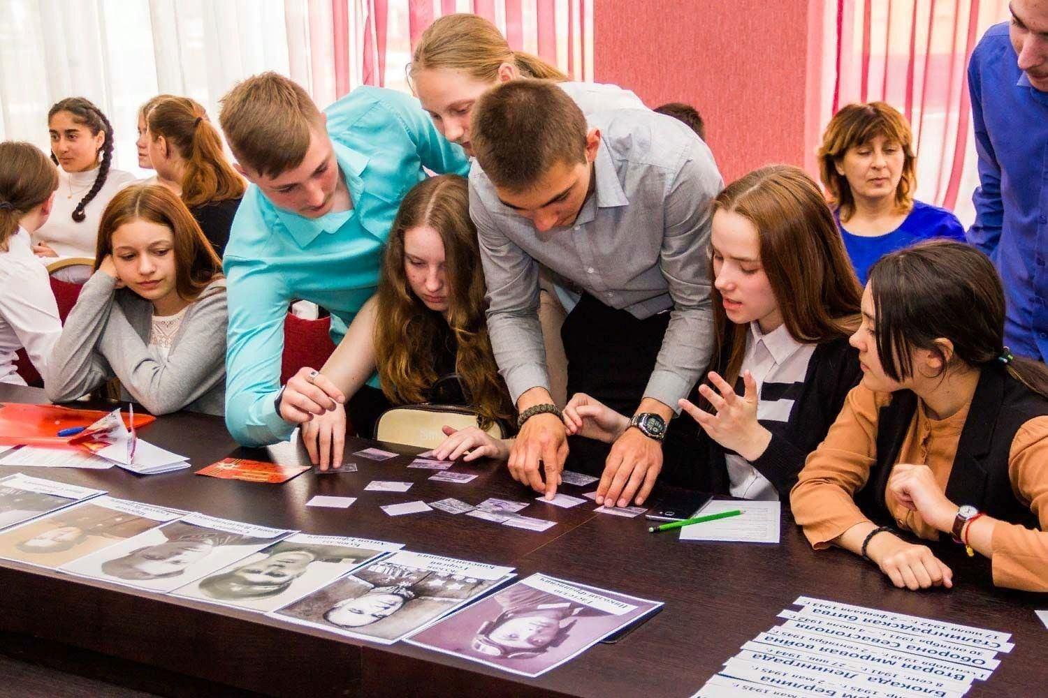 Интеллектуальная игра «Россия начинается с меня»