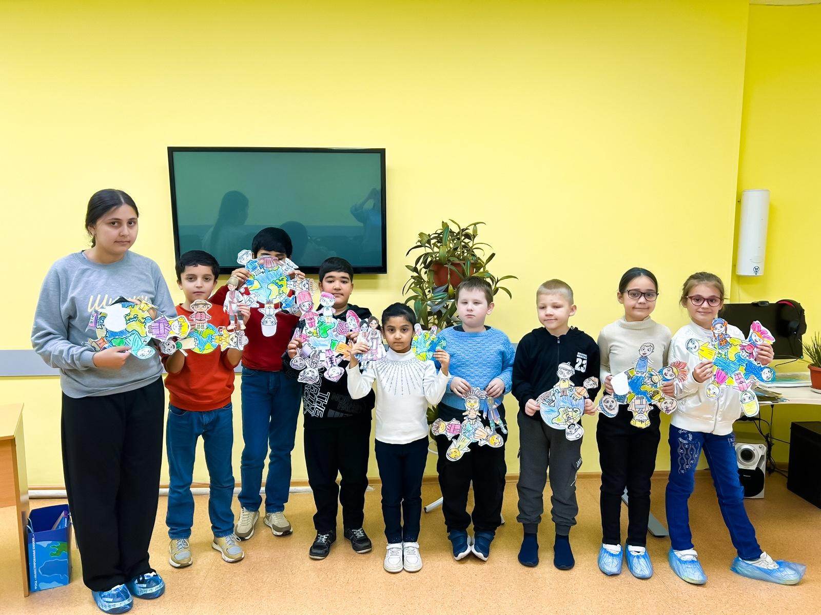 Программа «Возьмемся за руки друзья!»