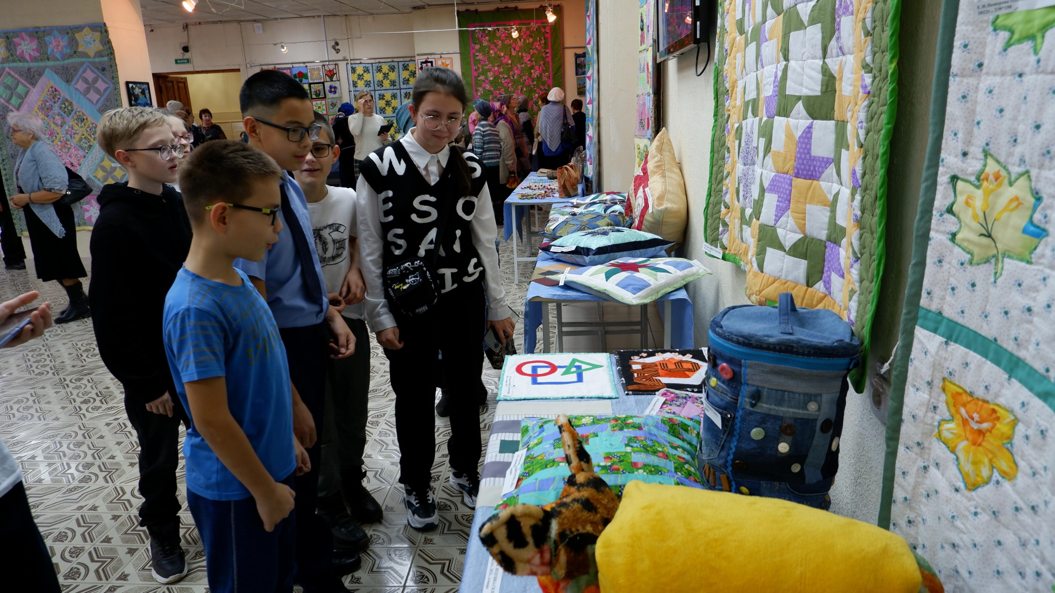 Выставка «Палитра души»