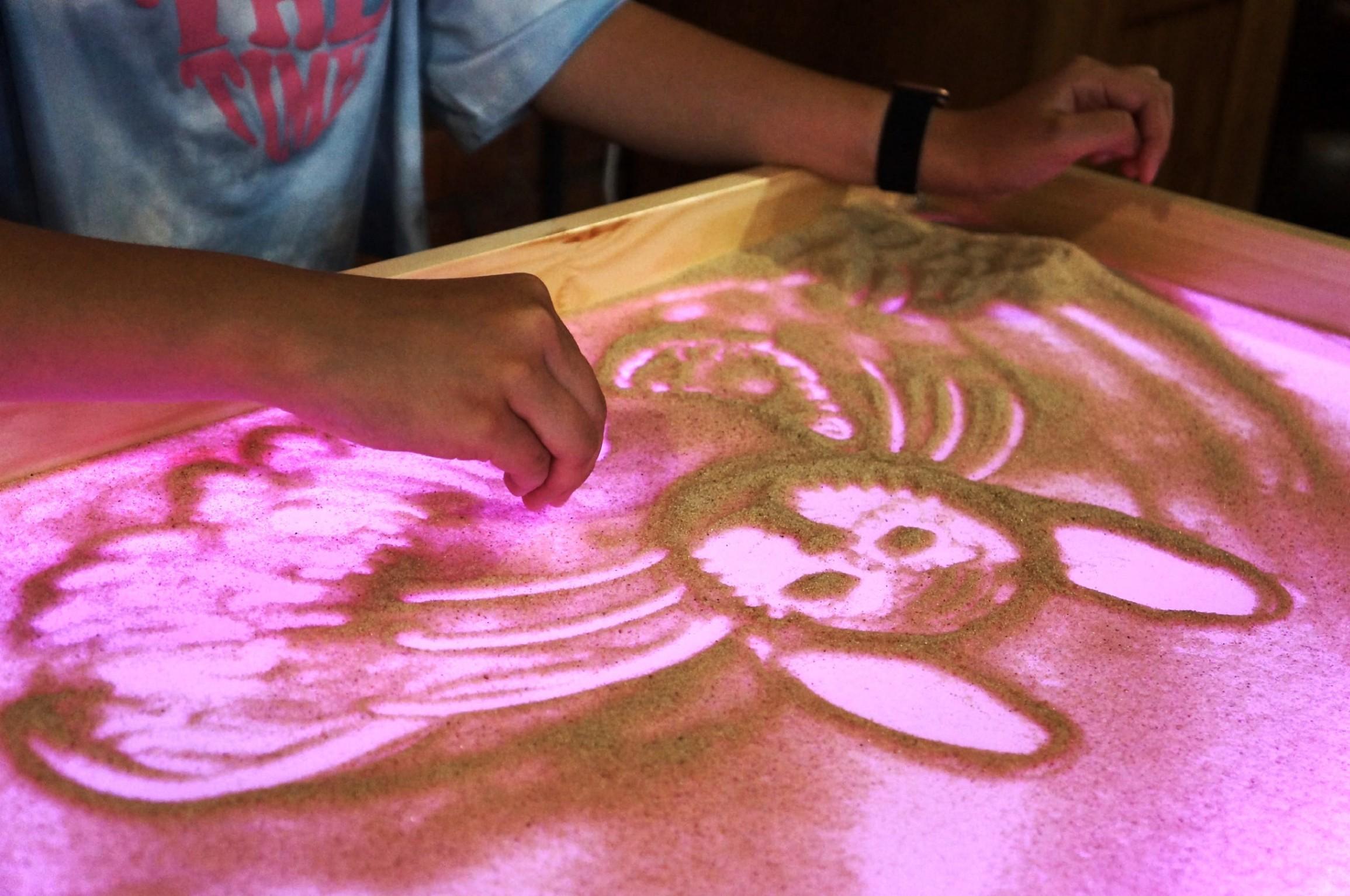 Музейное занятие «Песочная графика»