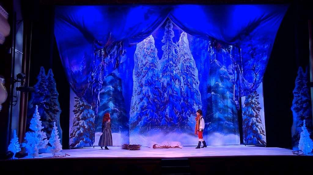 Спектакль «Двенадцать месяцев, или Приключения в новогоднюю ночь»