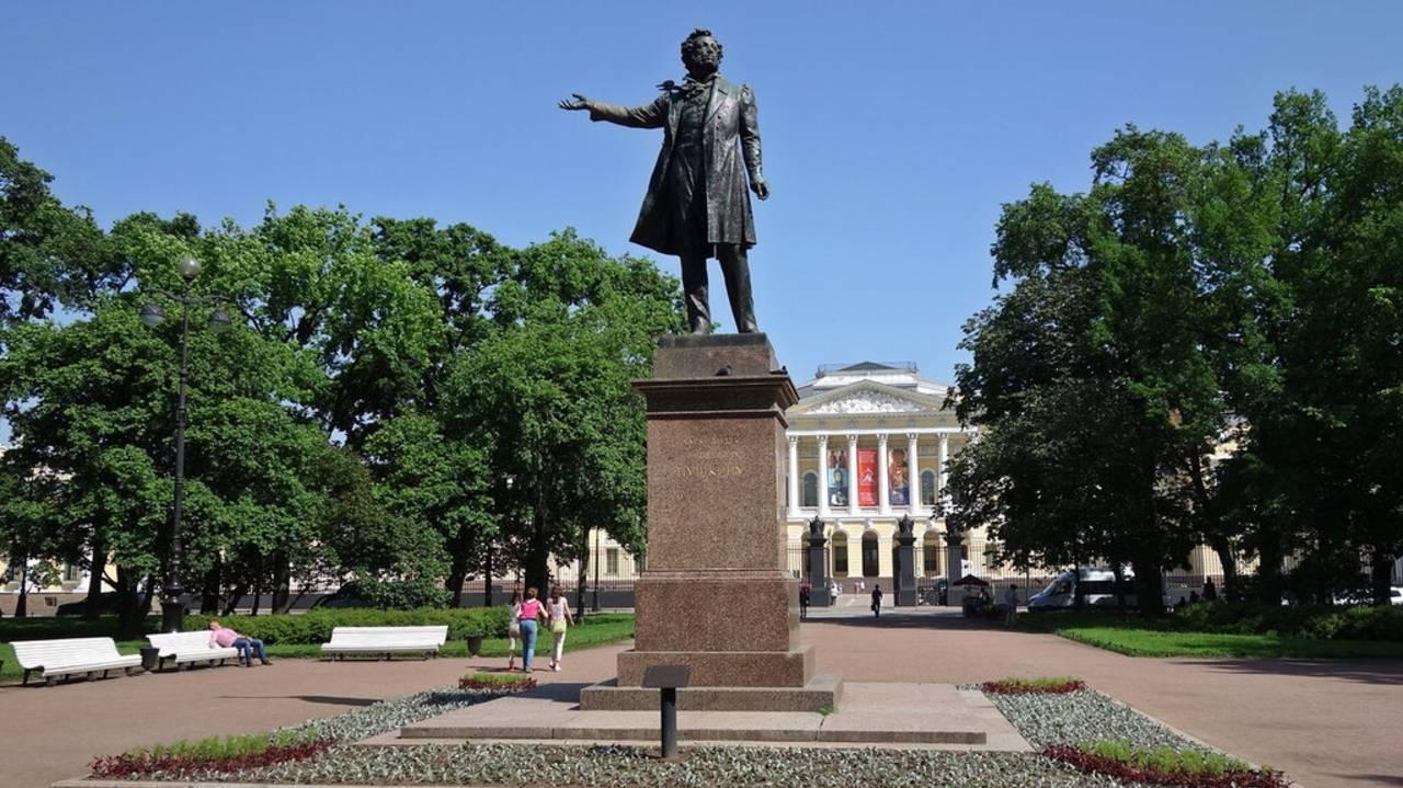 Литературный портрет «Нет, весь я не умру...»