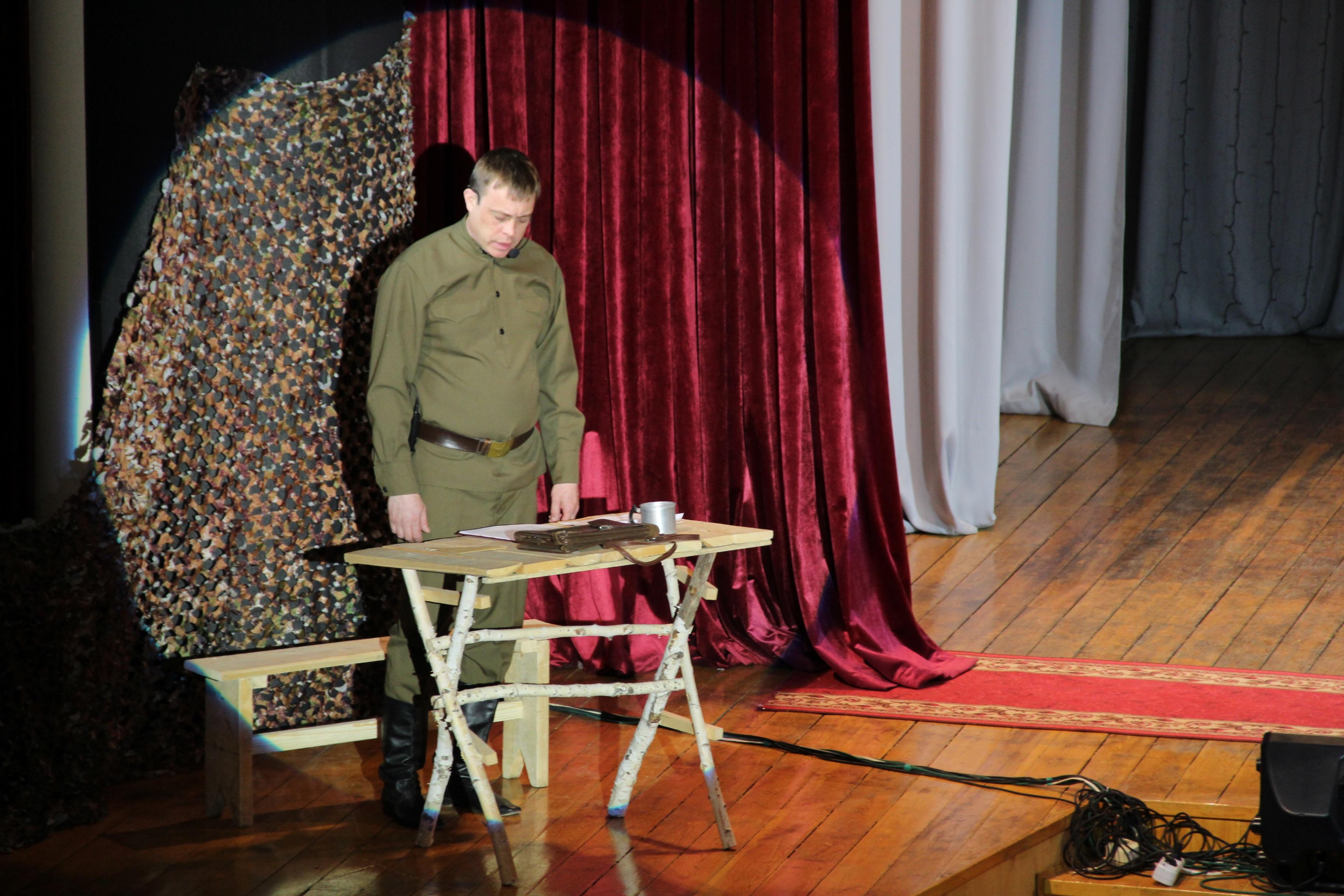 Час памяти и мужества «Фронтовые дороги земляков»