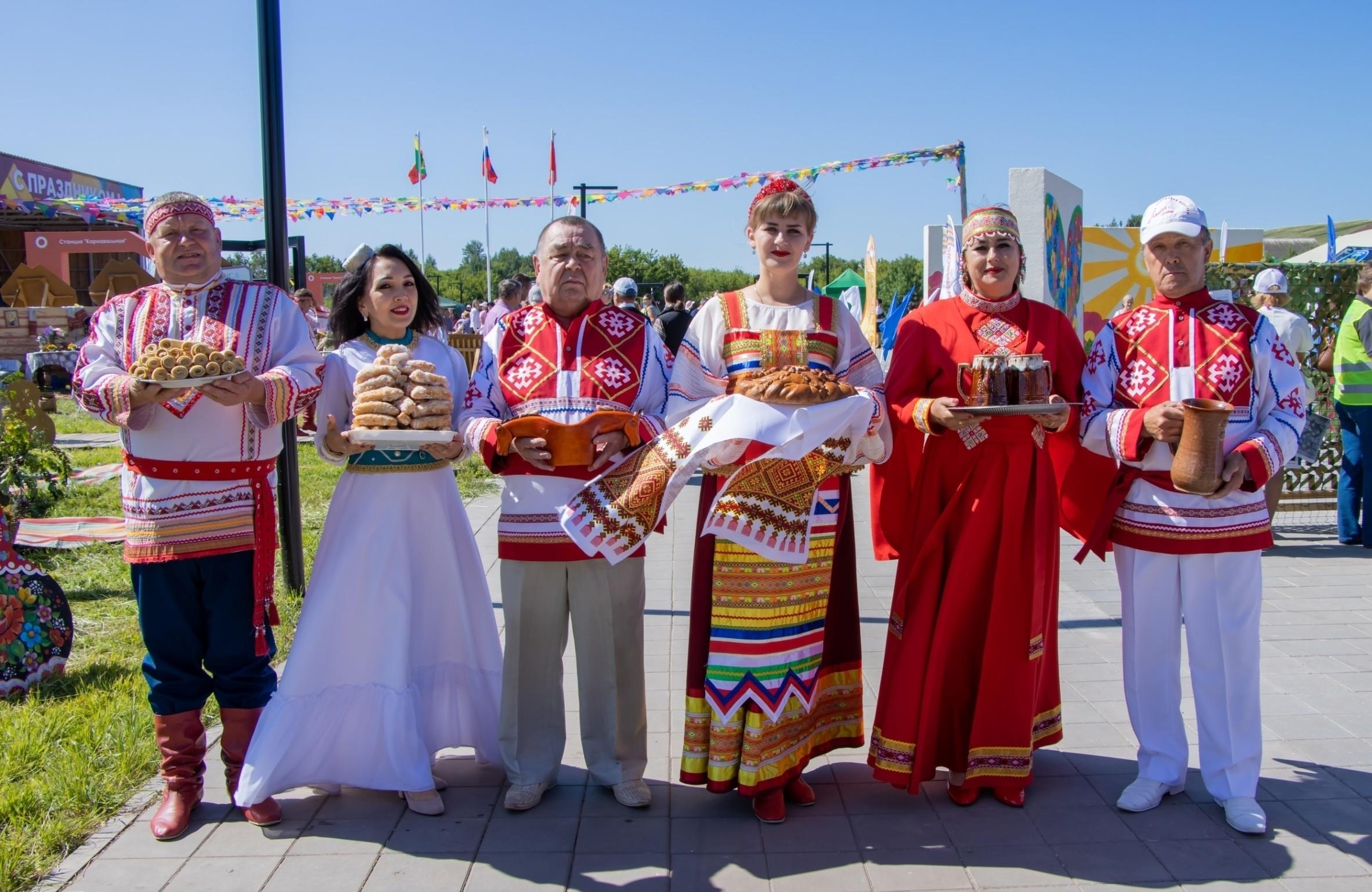 Фолк-урок «Путешествие в мир традиций»