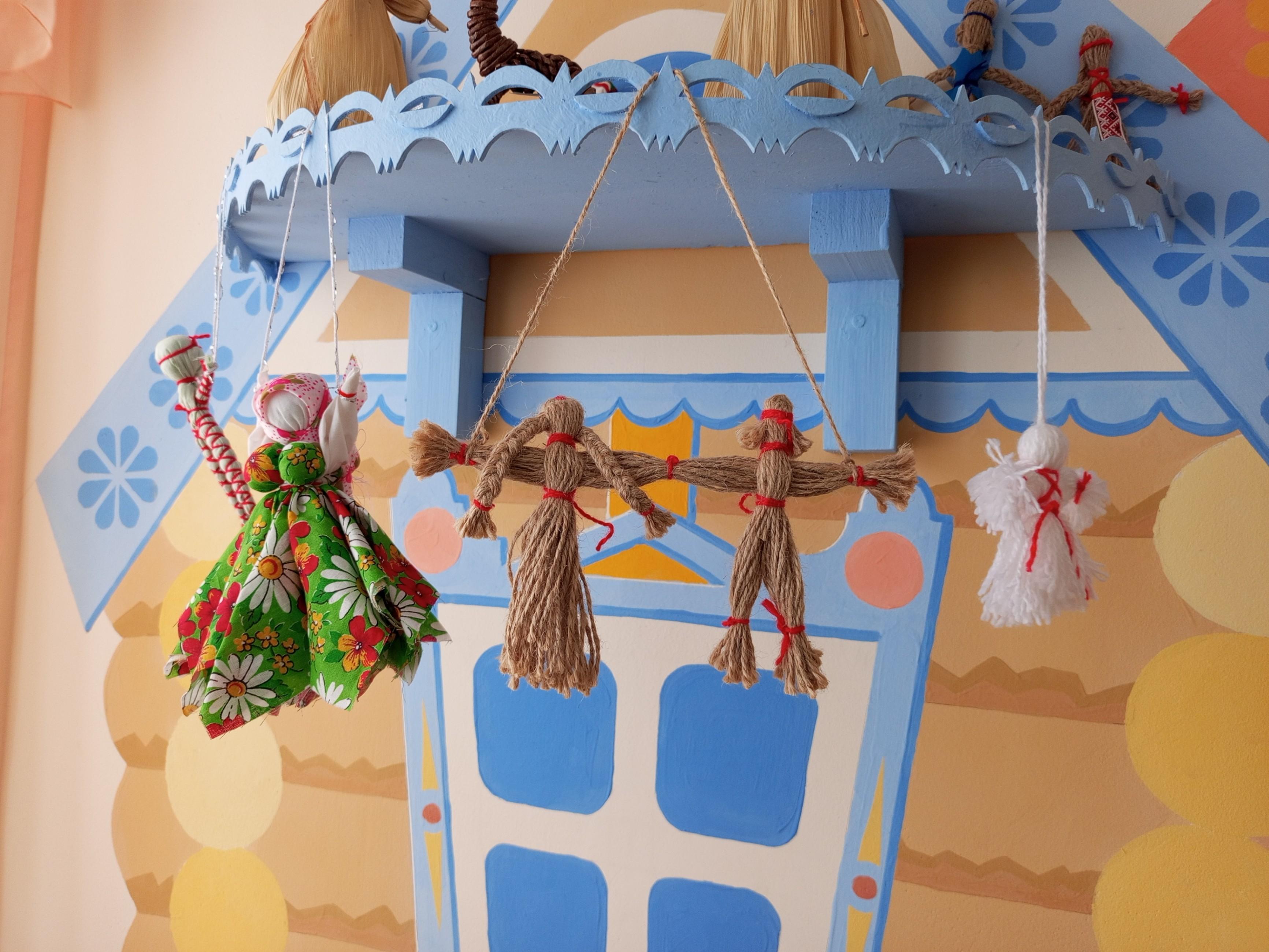 Программа «История возникновения народных игрушек»