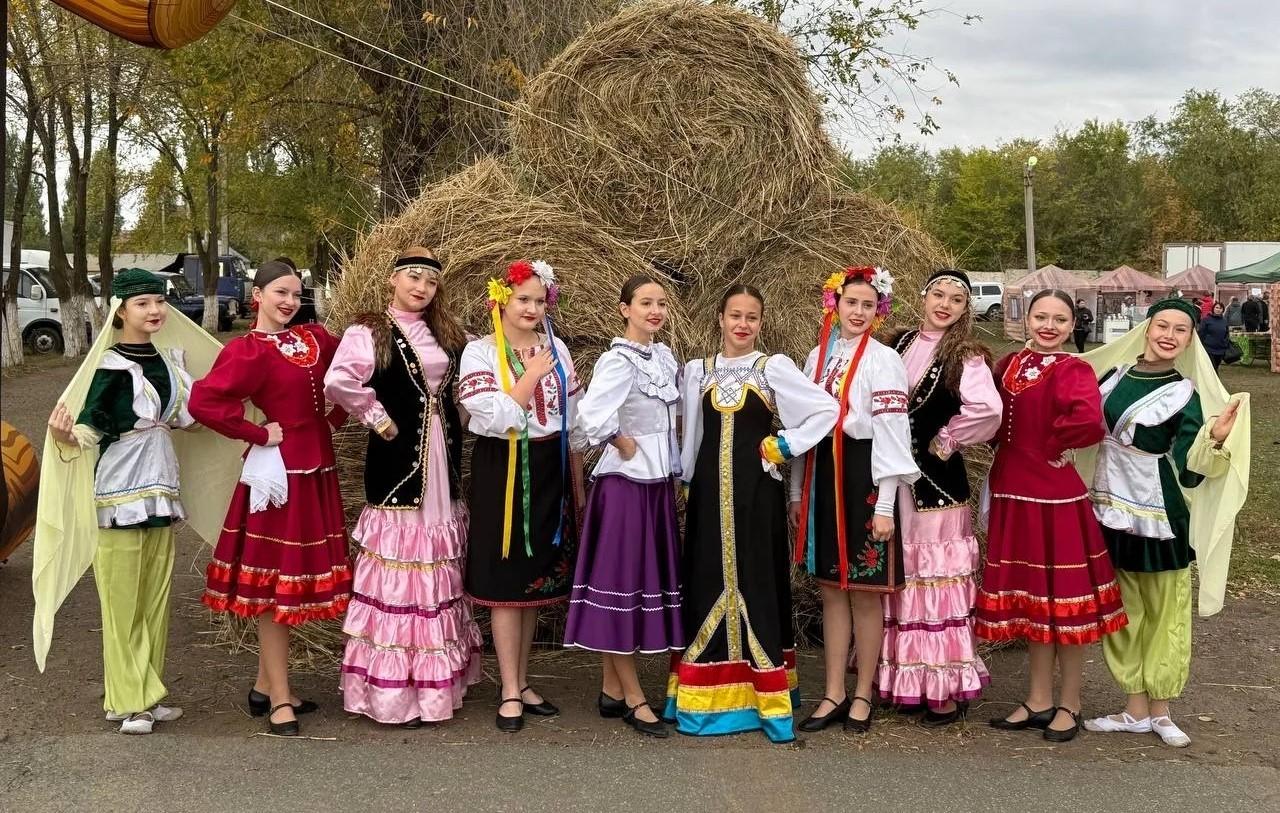 Мастер-класс «Танцы народов России»