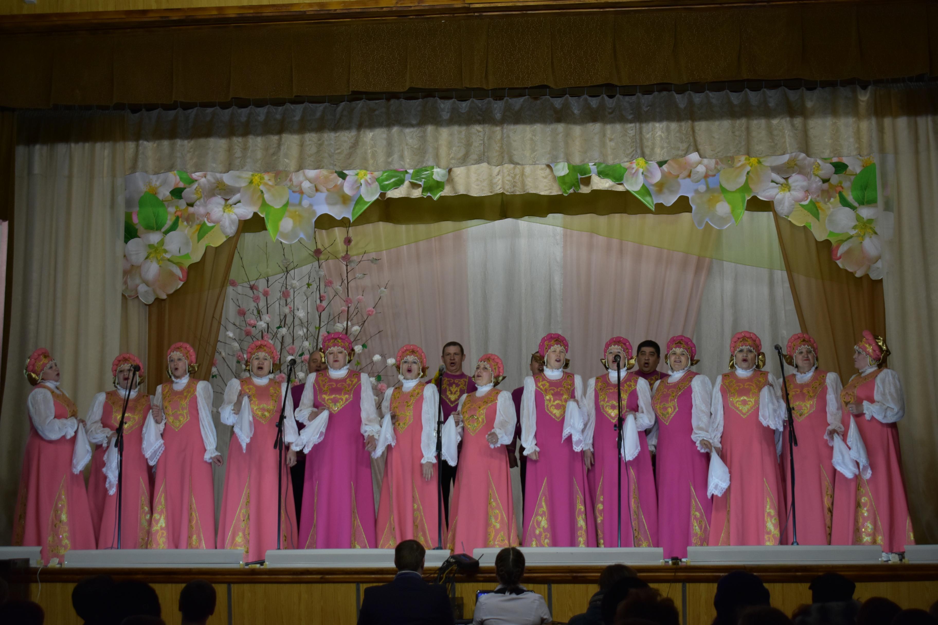 Театрализованная концертная программа «Яблони в цвету»