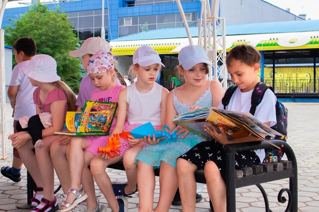 Программа «Щётка спасает друзей, или Сказочная встреча с Зубастиком»