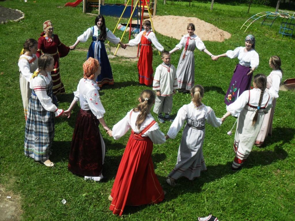 Интерактивная фольклорная программа «Плясовые игры и традиции русского народа»